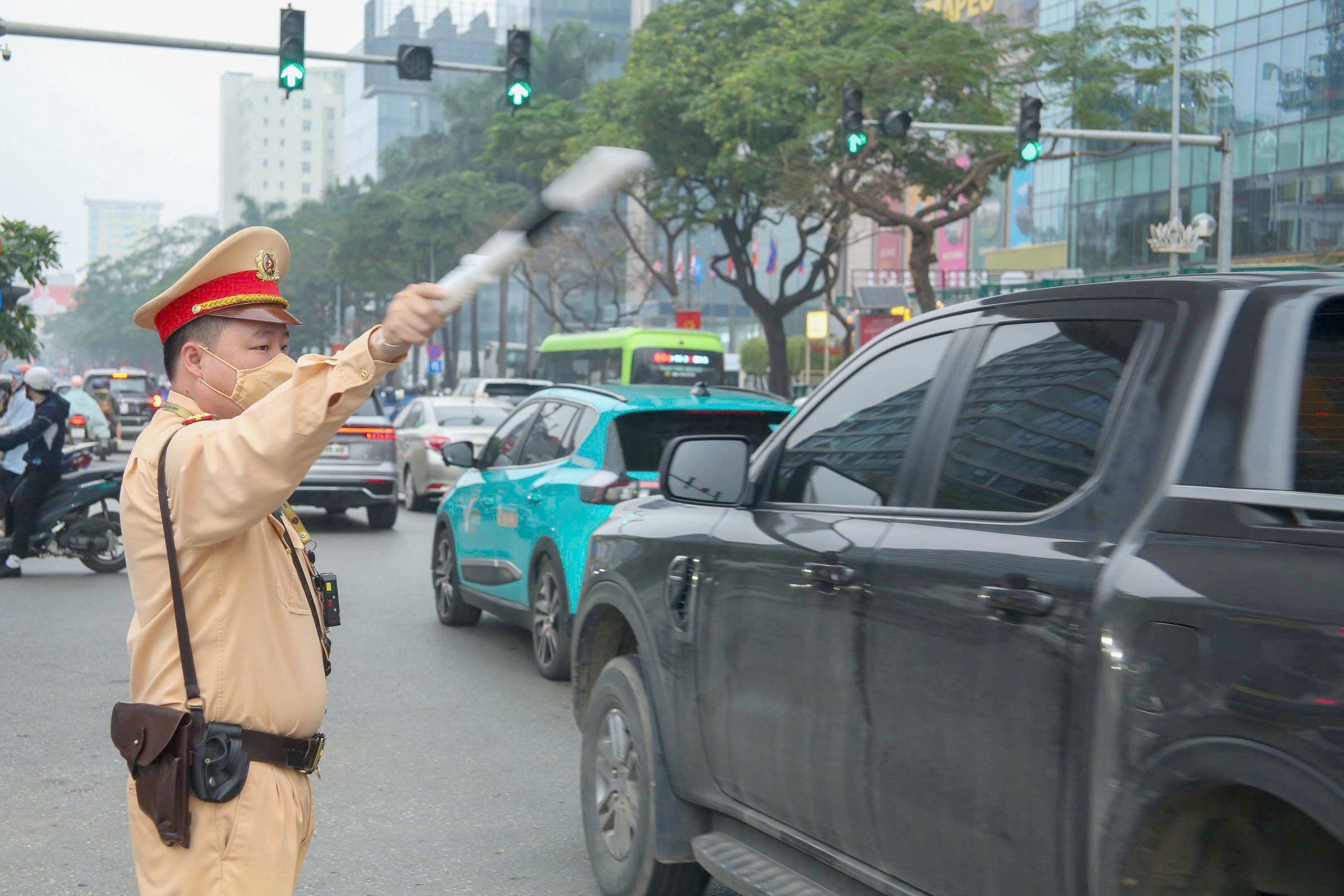 CSGT khuyến cáo người dân cần xem trên giấy tờ kiểm định để xác định rõ xe bán tải của mình