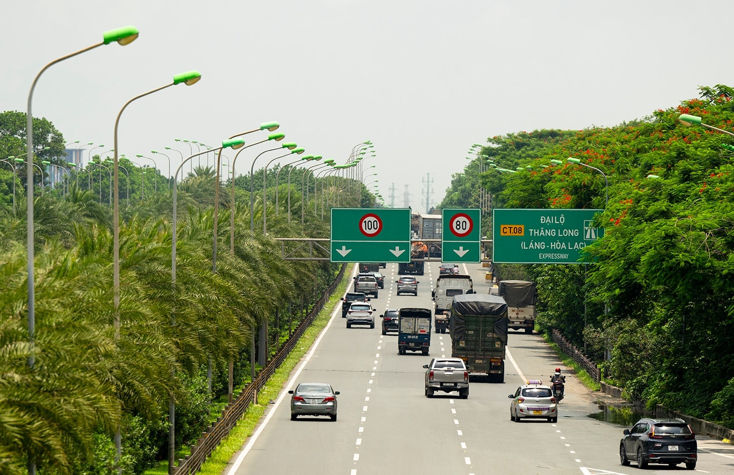 Đại lộ Thăng Long. Ảnh- Quang Minh