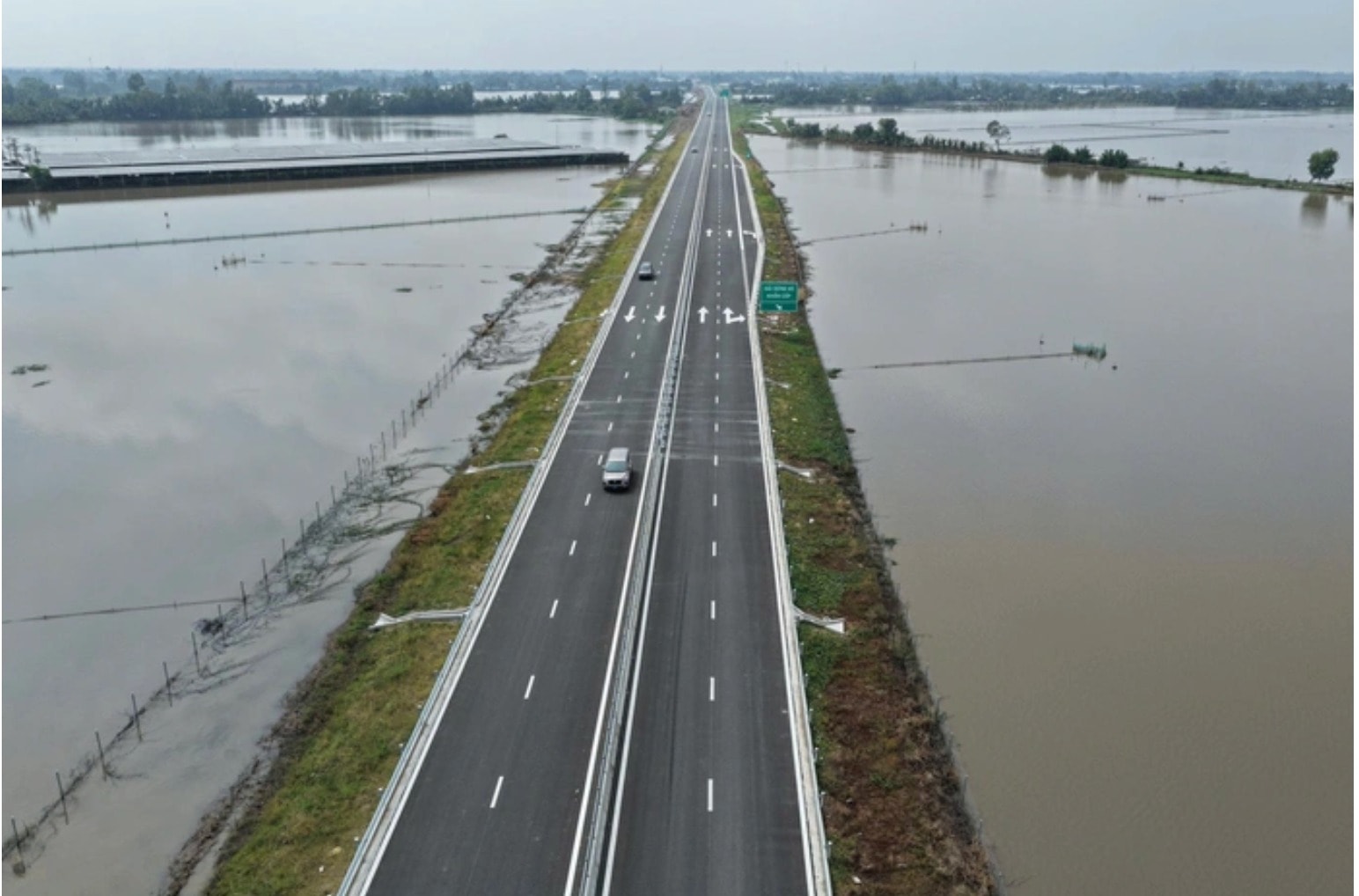 Đề xuất tạm dừng khai thác cao tốc Hậu Giang - Cà Mau trong một tháng