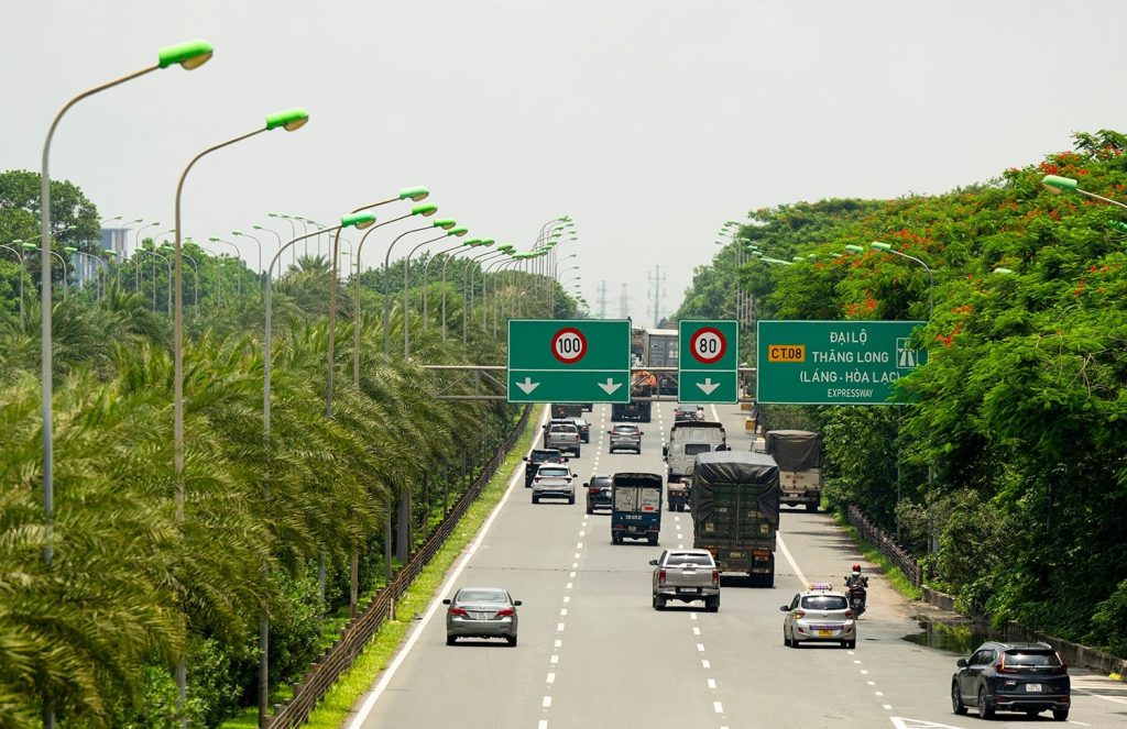 Đại lộ Thăng Long. Ảnh- Quang Minh