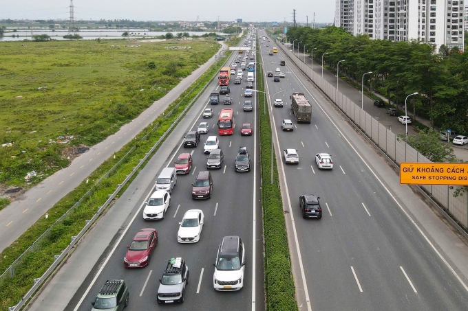 
Cao tốc Pháp Vân- Cầu Giẽ đoạn gần vành đai 3 Hà Nội. Ảnh: Thế Bằng

