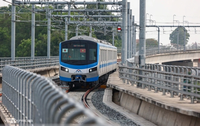 Tàu Metro số 1 - tuyến tàu điện đầu tiên của TP HCM. Ảnh: Quỳnh Trần