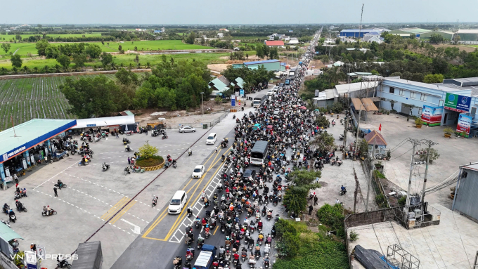 Cao tốc Đức Hòa - Mỹ An sẽ giảm áp lực cho cao tốc N2 thường kẹt xe mỗi dịp lễ, tết. Ảnh: Hoàng Nam